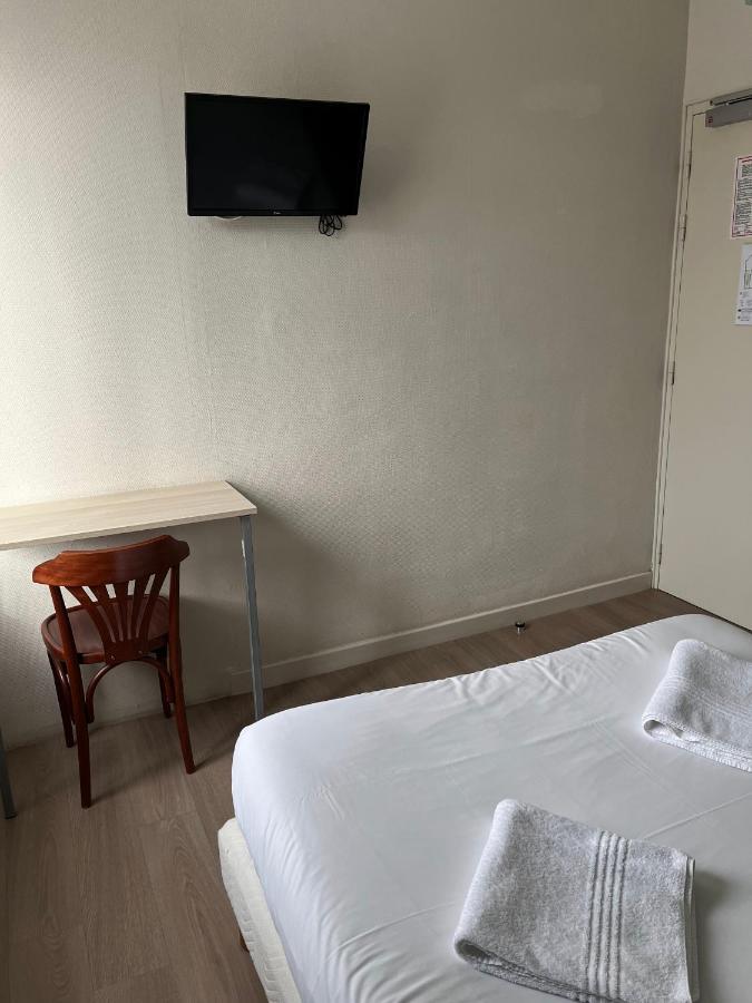 Aux Bons Amis Hotel Reims Eksteriør billede