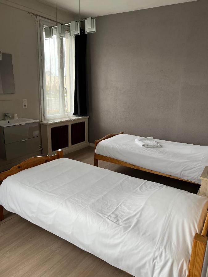 Aux Bons Amis Hotel Reims Eksteriør billede